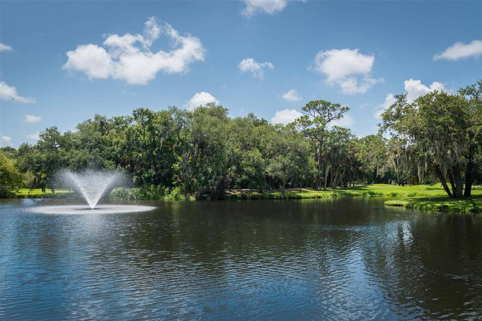2533 HAWTHORNE STREET, Sarasota, FL 34239 2533 HAWTHORNE STREET, Sarasota, FL 34239