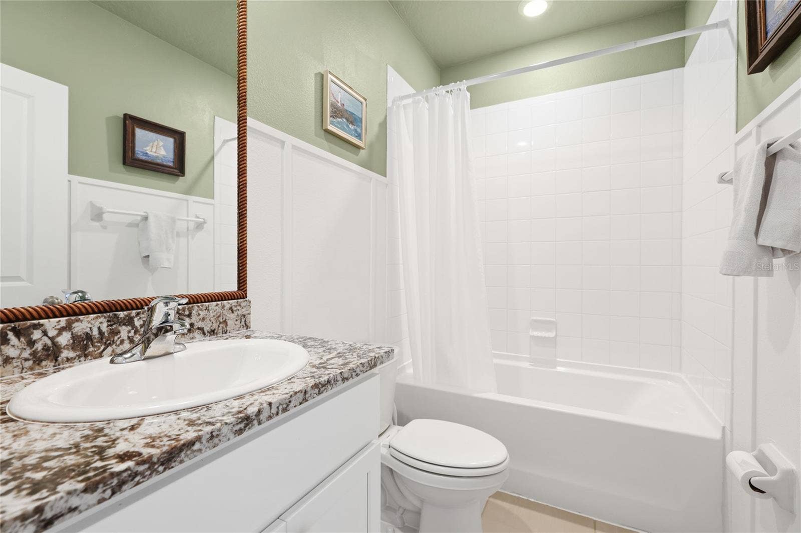 2214 MARSH HARBOUR LOOP, Bradenton, FL 34208 1st Floor Bathroom #1
