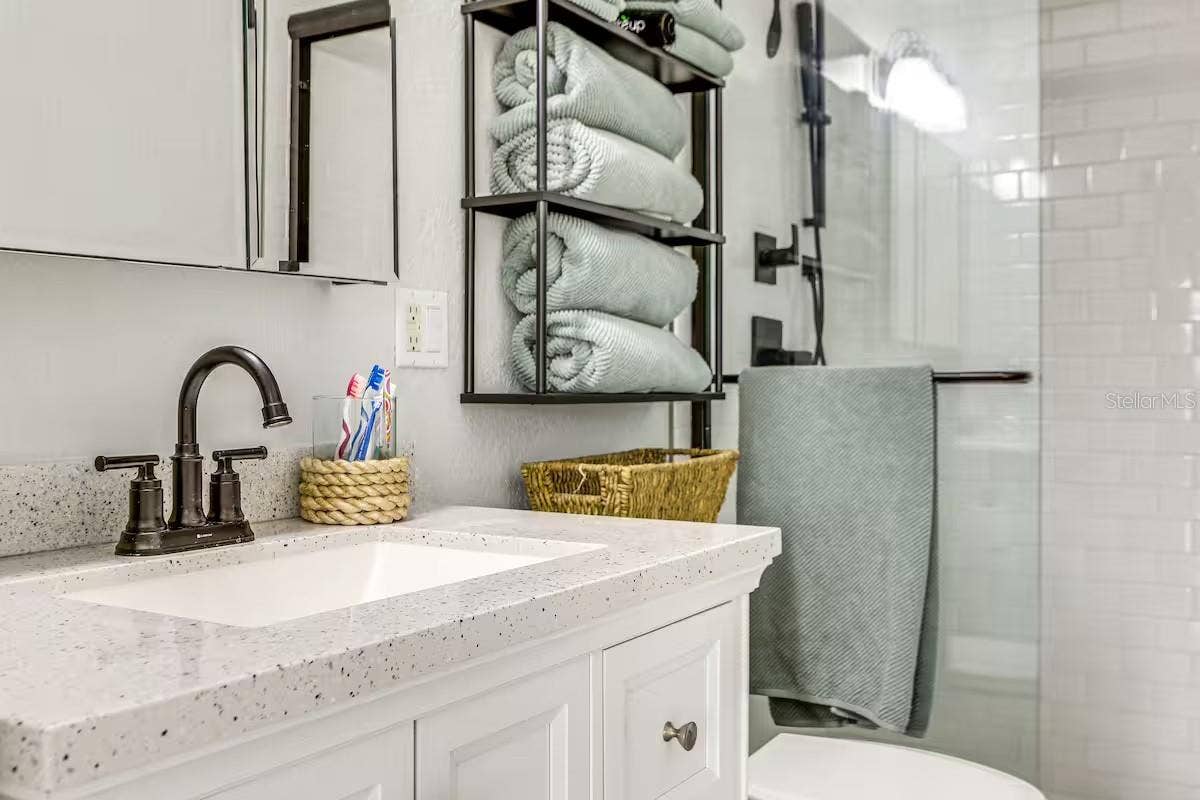 924 ARLINGTON ROAD, Palmetto, FL 34221