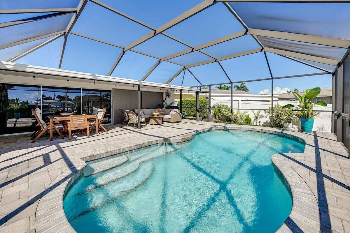 924 ARLINGTON ROAD, Palmetto, FL 34221