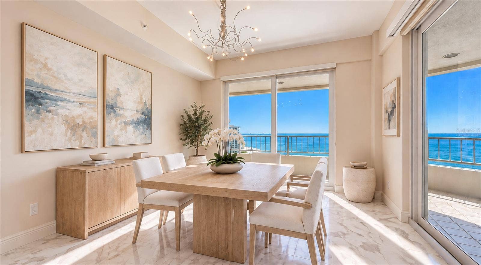 775 LONGBOAT CLUB RD, 1008-1007, Longboat Key, FL 34228 *Virtually Staged