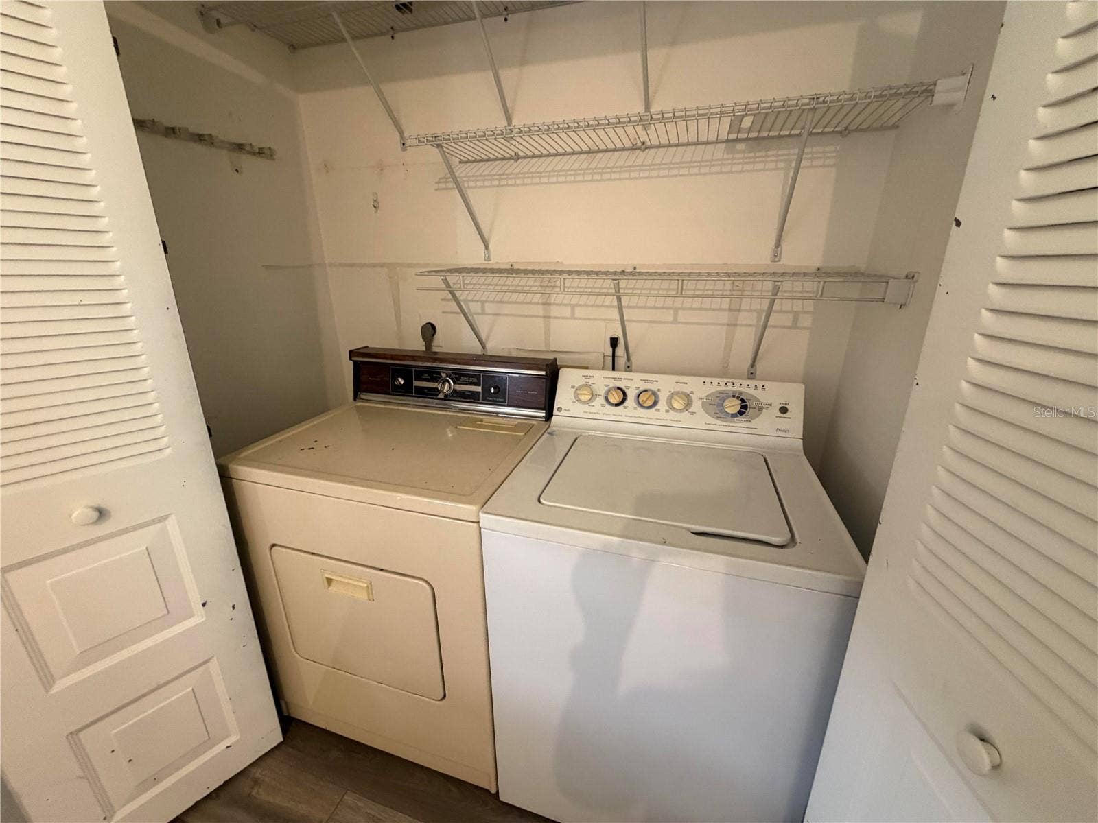 2006 7TH AVENUE W, #B, Bradenton, FL 34205 2006 7TH AVENUE W, #B, Bradenton, FL 34205