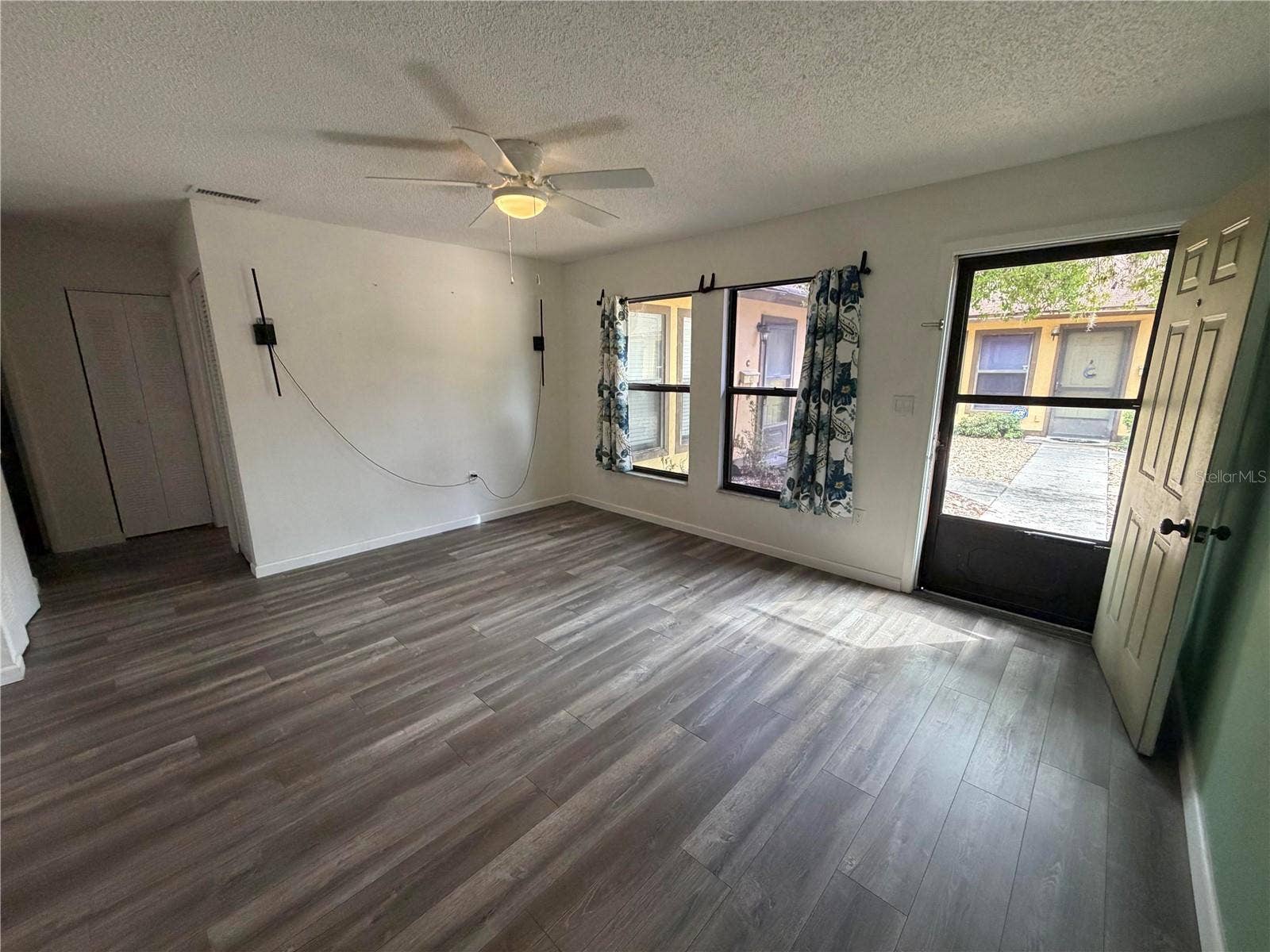 2006 7TH AVENUE W, #B, Bradenton, FL 34205 2006 7TH AVENUE W, #B, Bradenton, FL 34205