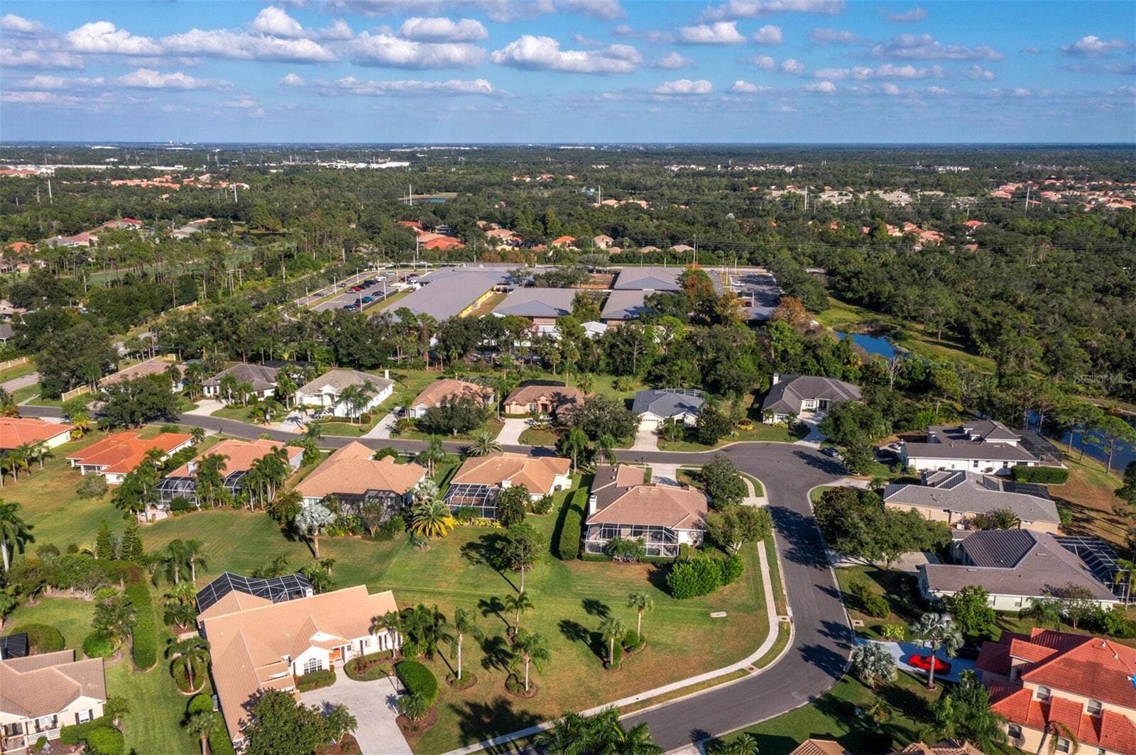 6643 BUTLERS CREST DRIVE, Bradenton, FL 34203 6643 BUTLERS CREST DRIVE, Bradenton, FL 34203