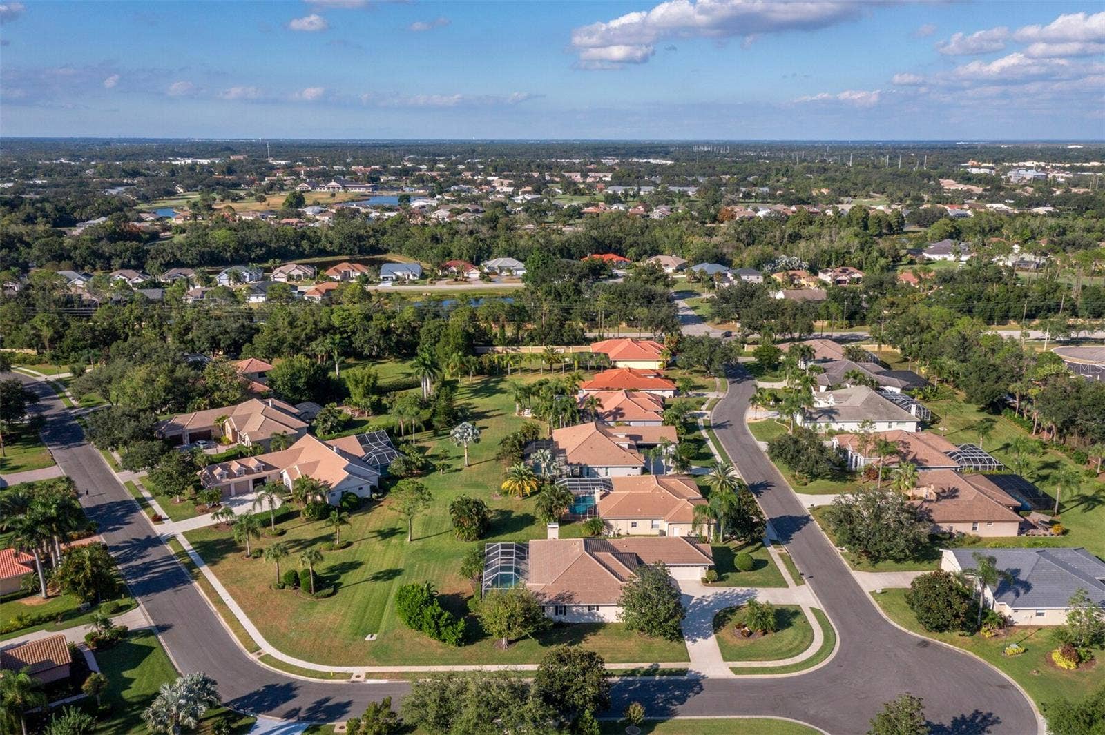 6643 BUTLERS CREST DRIVE, Bradenton, FL 34203 6643 BUTLERS CREST DRIVE, Bradenton, FL 34203