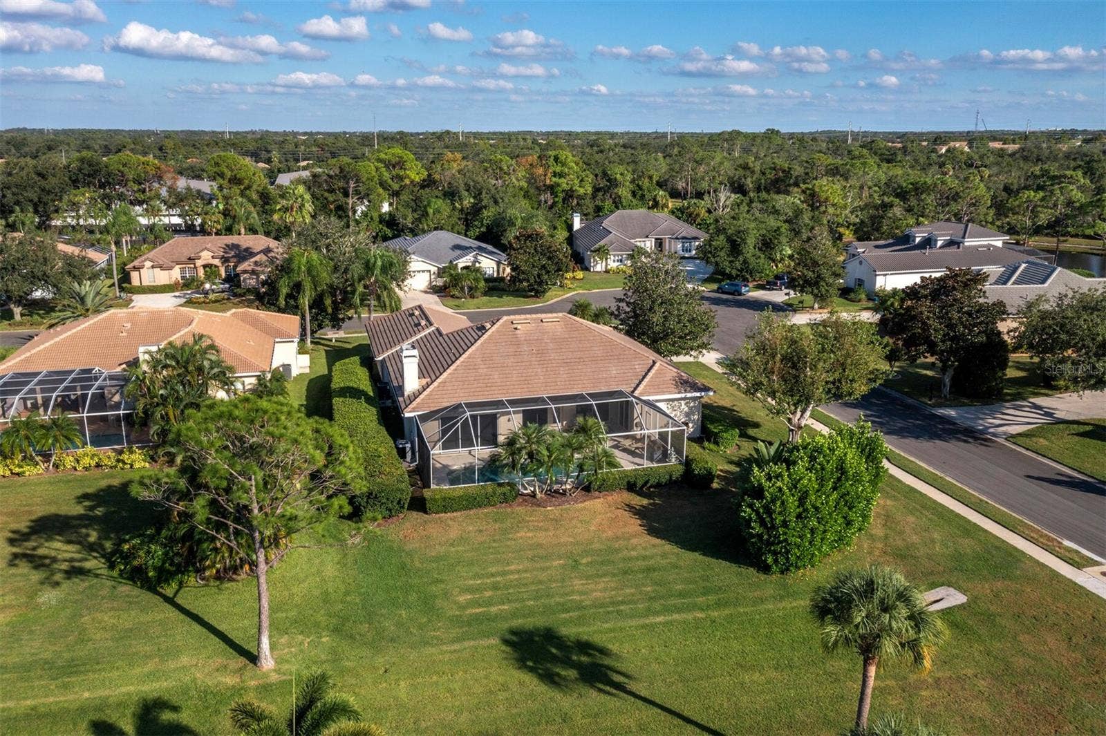 6643 BUTLERS CREST DRIVE, Bradenton, FL 34203 6643 BUTLERS CREST DRIVE, Bradenton, FL 34203