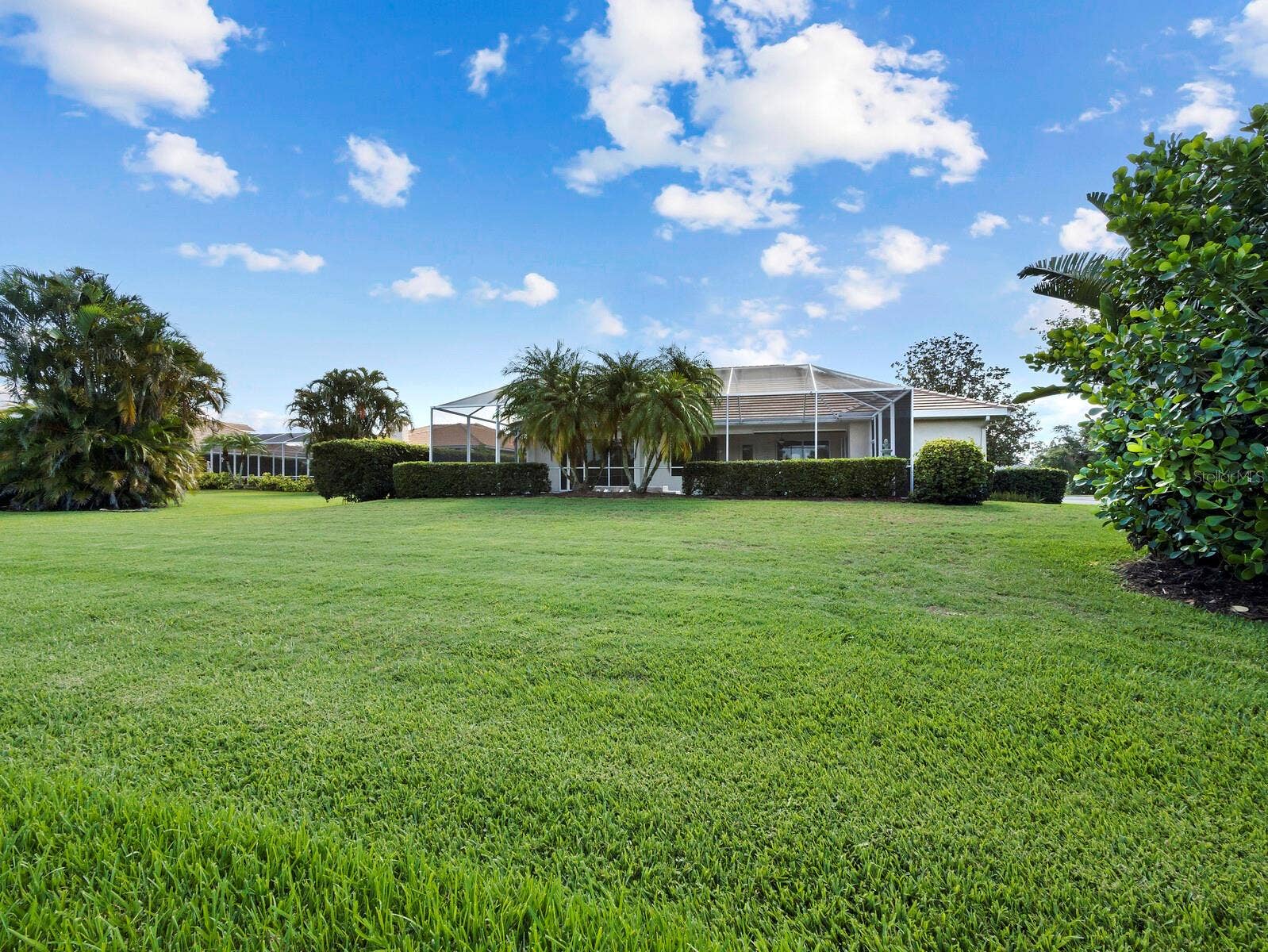 6643 BUTLERS CREST DRIVE, Bradenton, FL 34203 6643 BUTLERS CREST DRIVE, Bradenton, FL 34203