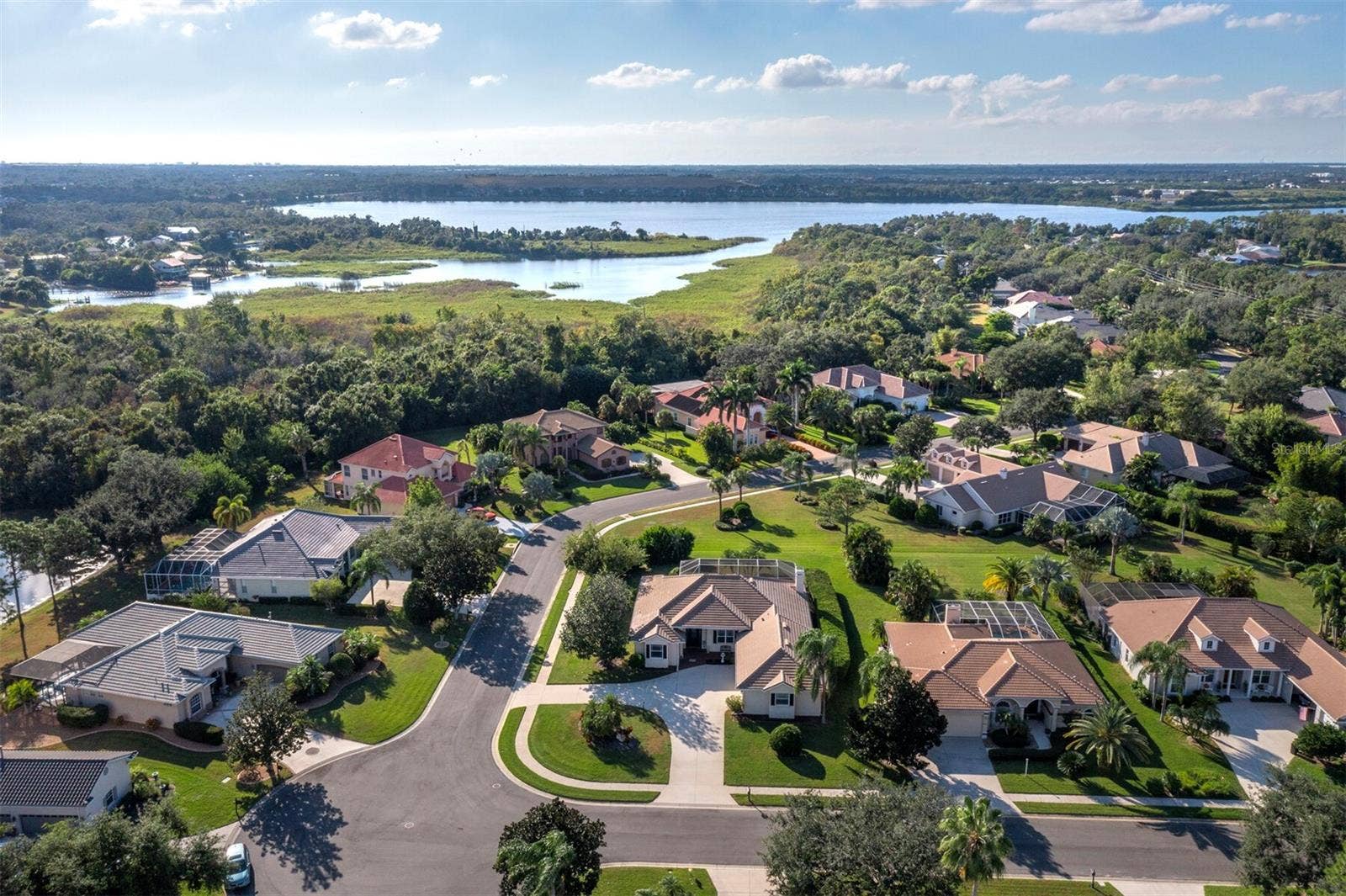 6643 BUTLERS CREST DRIVE, Bradenton, FL 34203 6643 BUTLERS CREST DRIVE, Bradenton, FL 34203