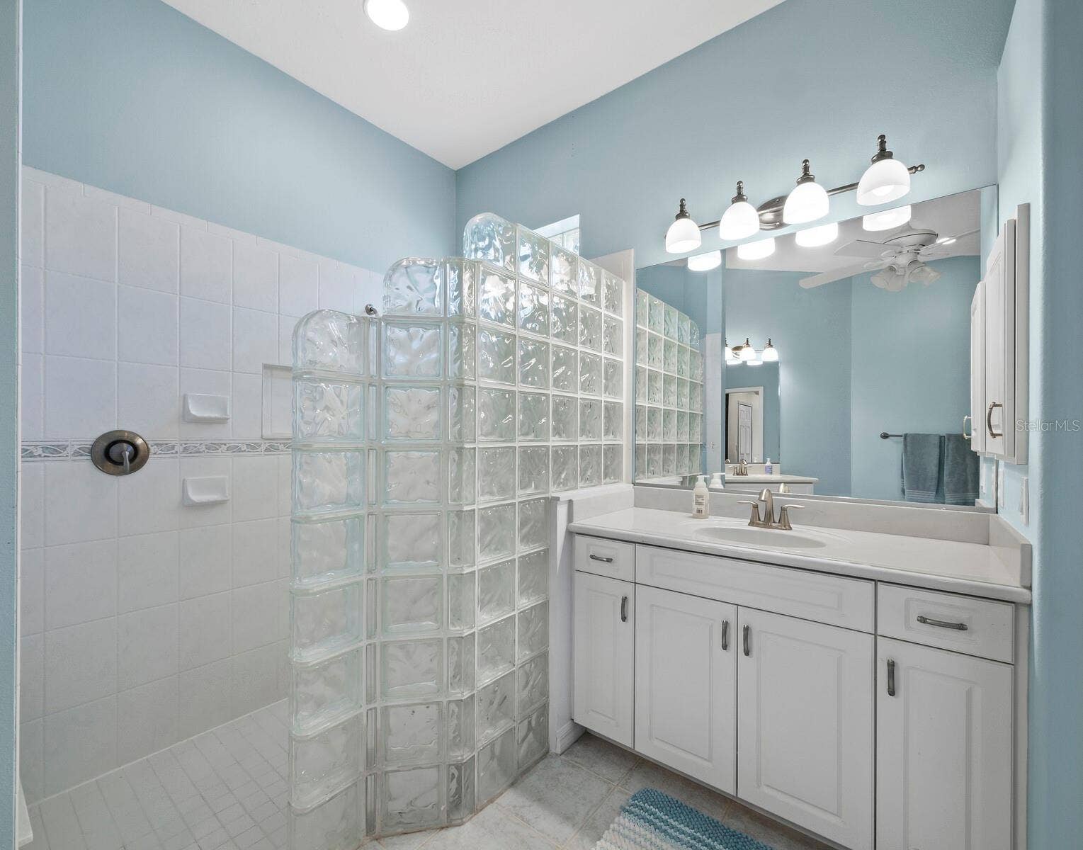 6643 BUTLERS CREST DRIVE, Bradenton, FL 34203 6643 BUTLERS CREST DRIVE, Bradenton, FL 34203