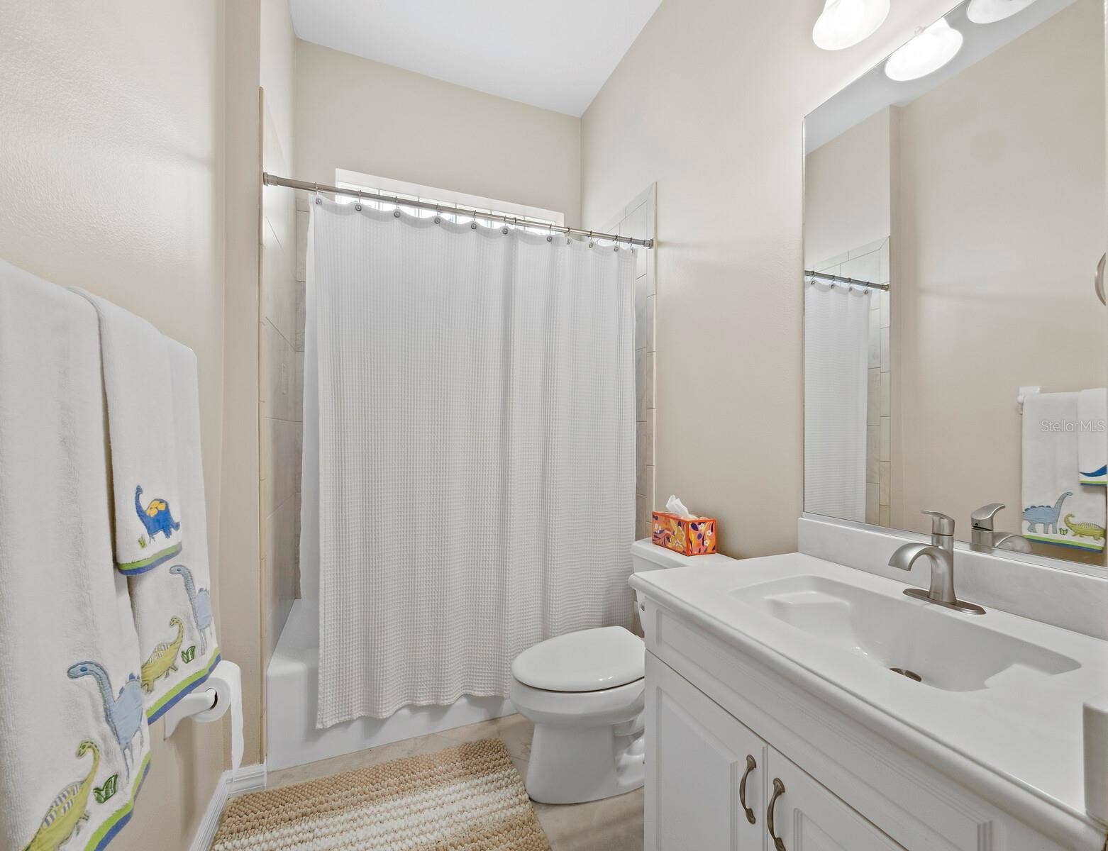 6643 BUTLERS CREST DRIVE, Bradenton, FL 34203 6643 BUTLERS CREST DRIVE, Bradenton, FL 34203