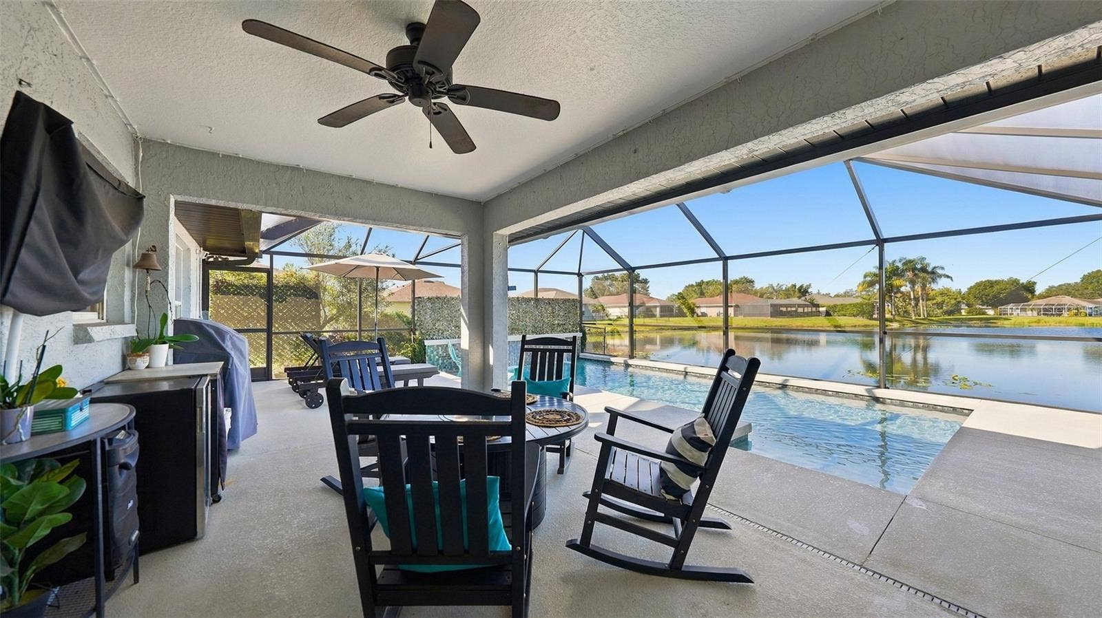 6618 68TH STREET E, Bradenton, FL 34203 6618 68TH STREET E, Bradenton, FL 34203