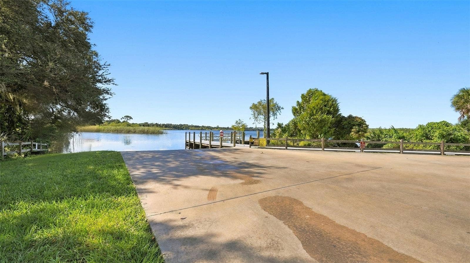 6618 68TH STREET E, Bradenton, FL 34203 6618 68TH STREET E, Bradenton, FL 34203