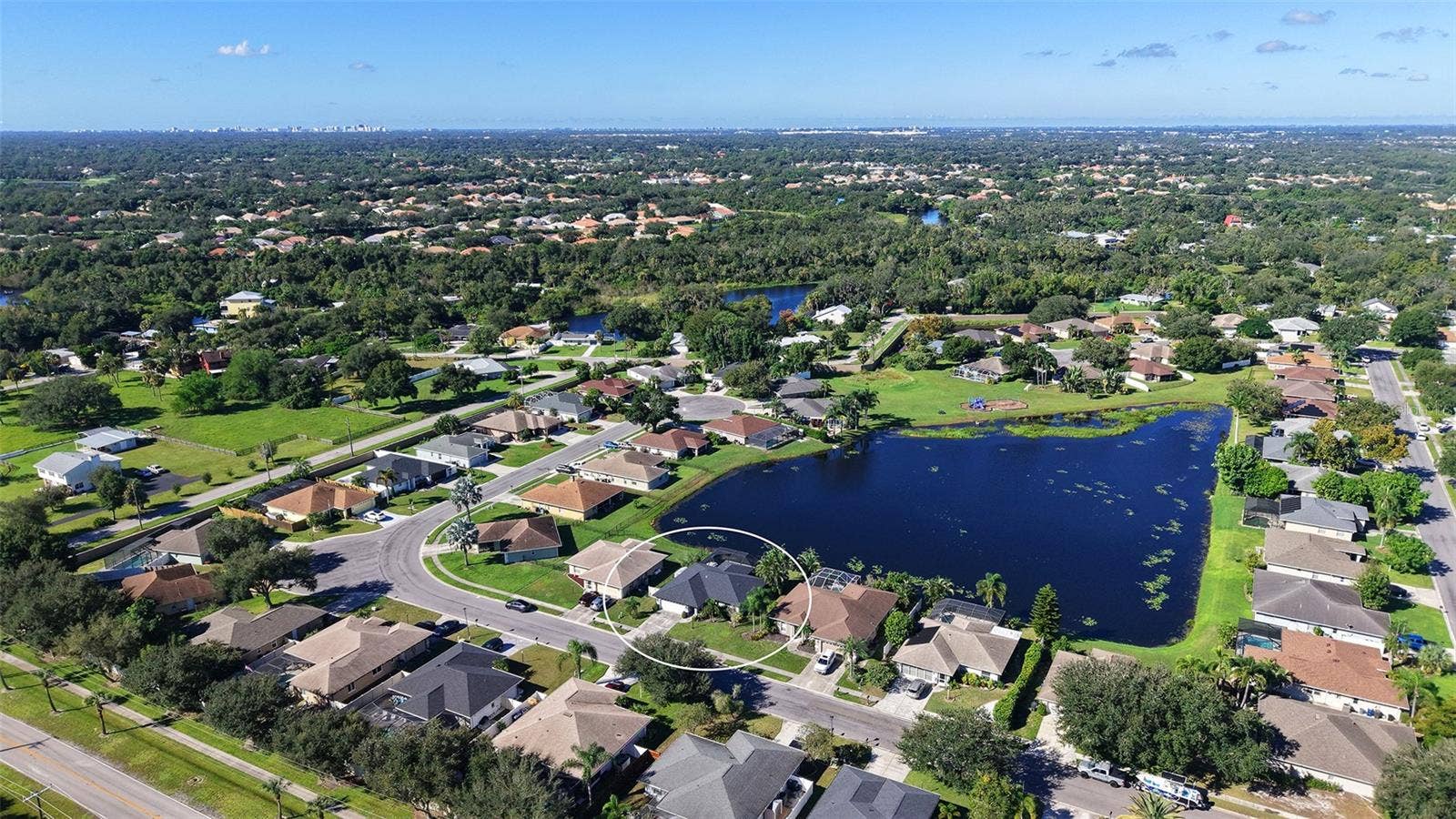 6618 68TH STREET E, Bradenton, FL 34203 6618 68TH STREET E, Bradenton, FL 34203