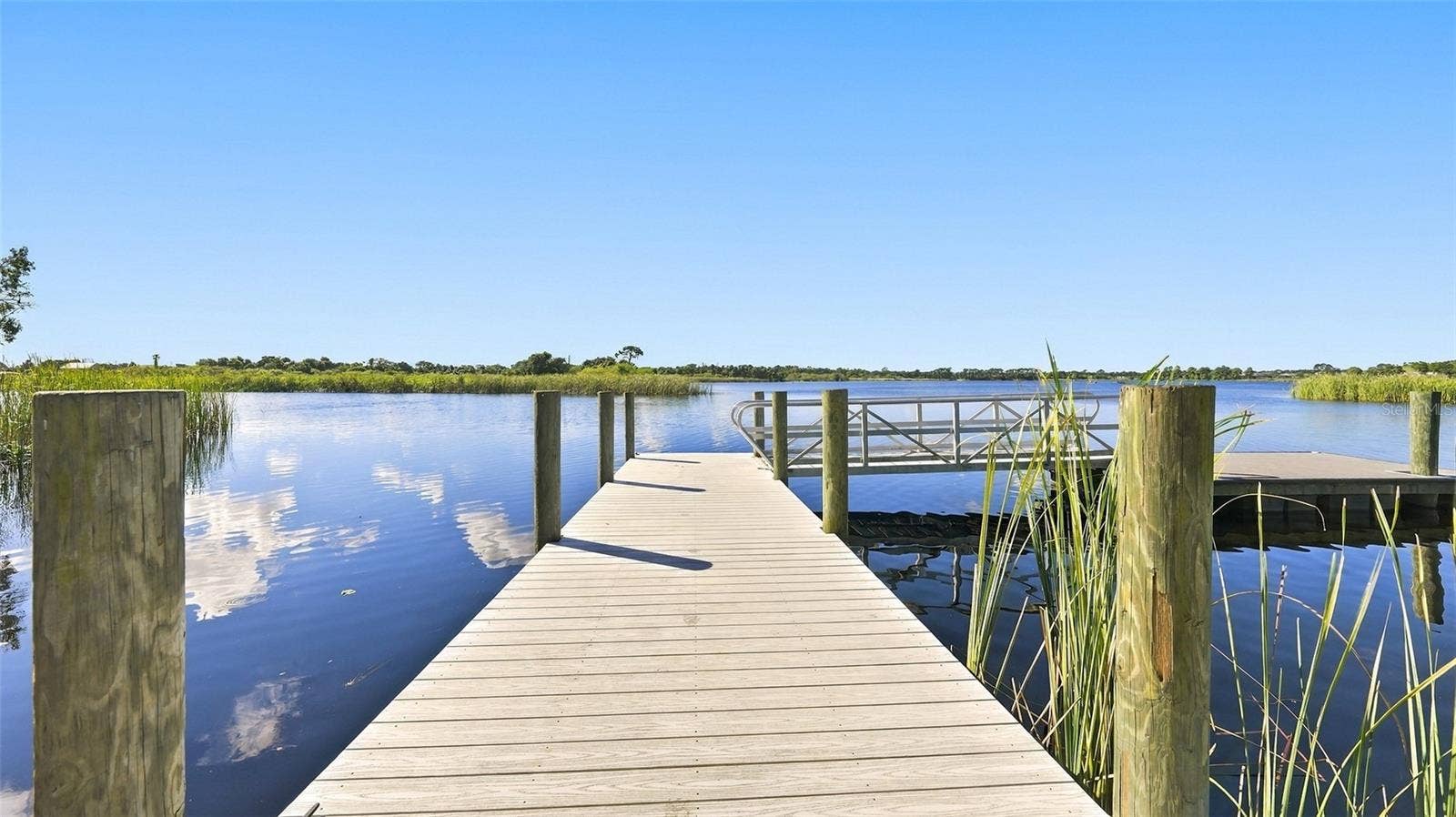 6618 68TH STREET E, Bradenton, FL 34203 6618 68TH STREET E, Bradenton, FL 34203