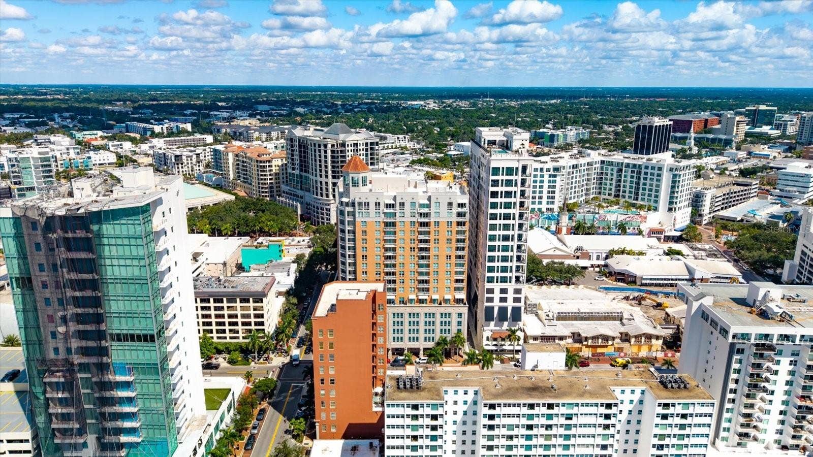 1350 MAIN STREET, #1703, Sarasota, FL 34236 1350 MAIN STREET, #1703, Sarasota, FL 34236
