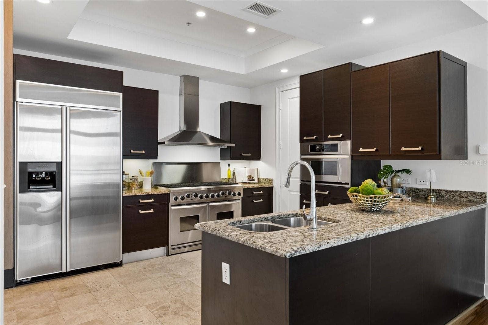 1350 MAIN STREET, #1703, Sarasota, FL 34236 Kitchen with Kitchen aid appliances and gas range, pullout drawers for storage