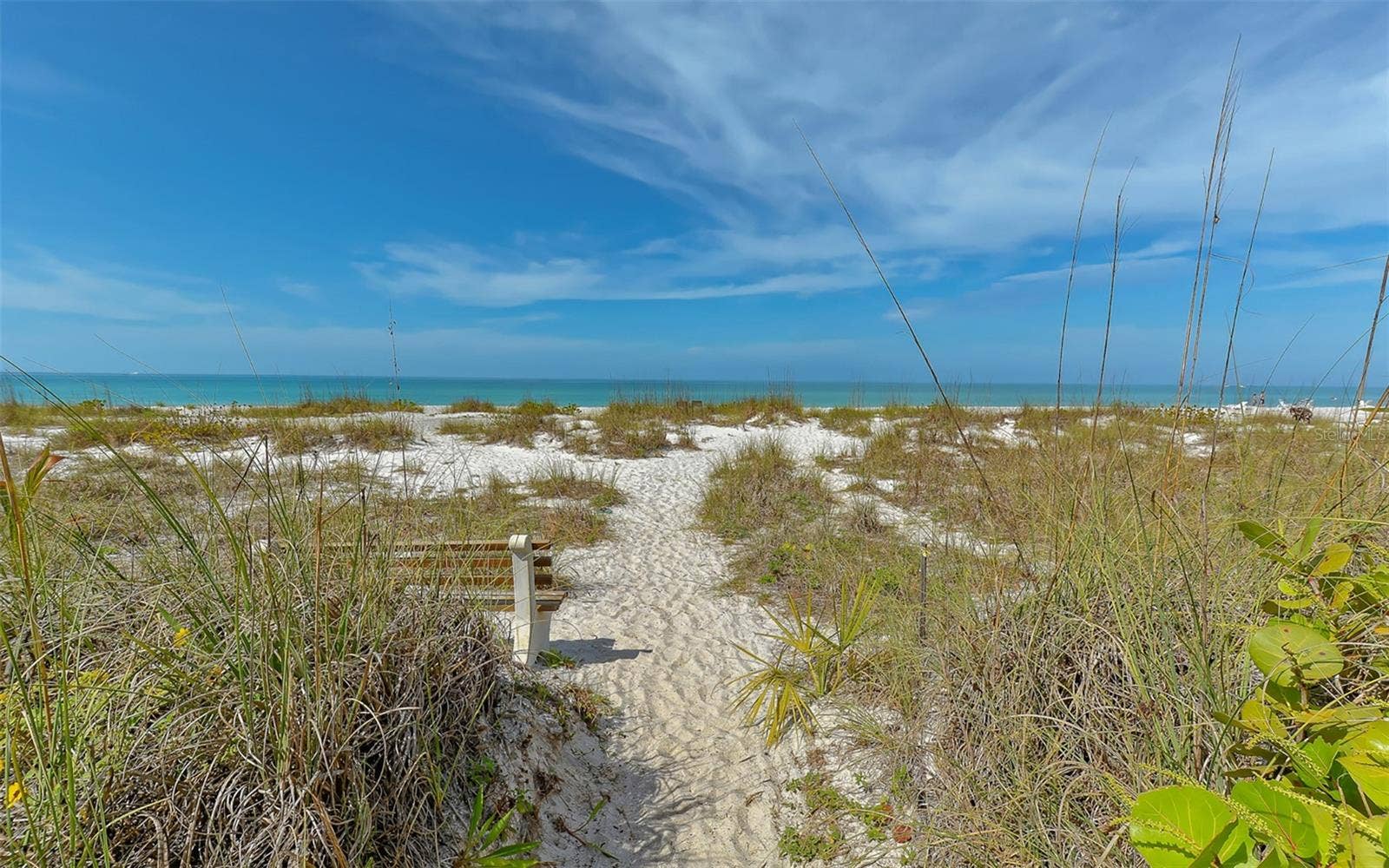 917 SPANISH DRIVE N, Longboat Key, FL 34228