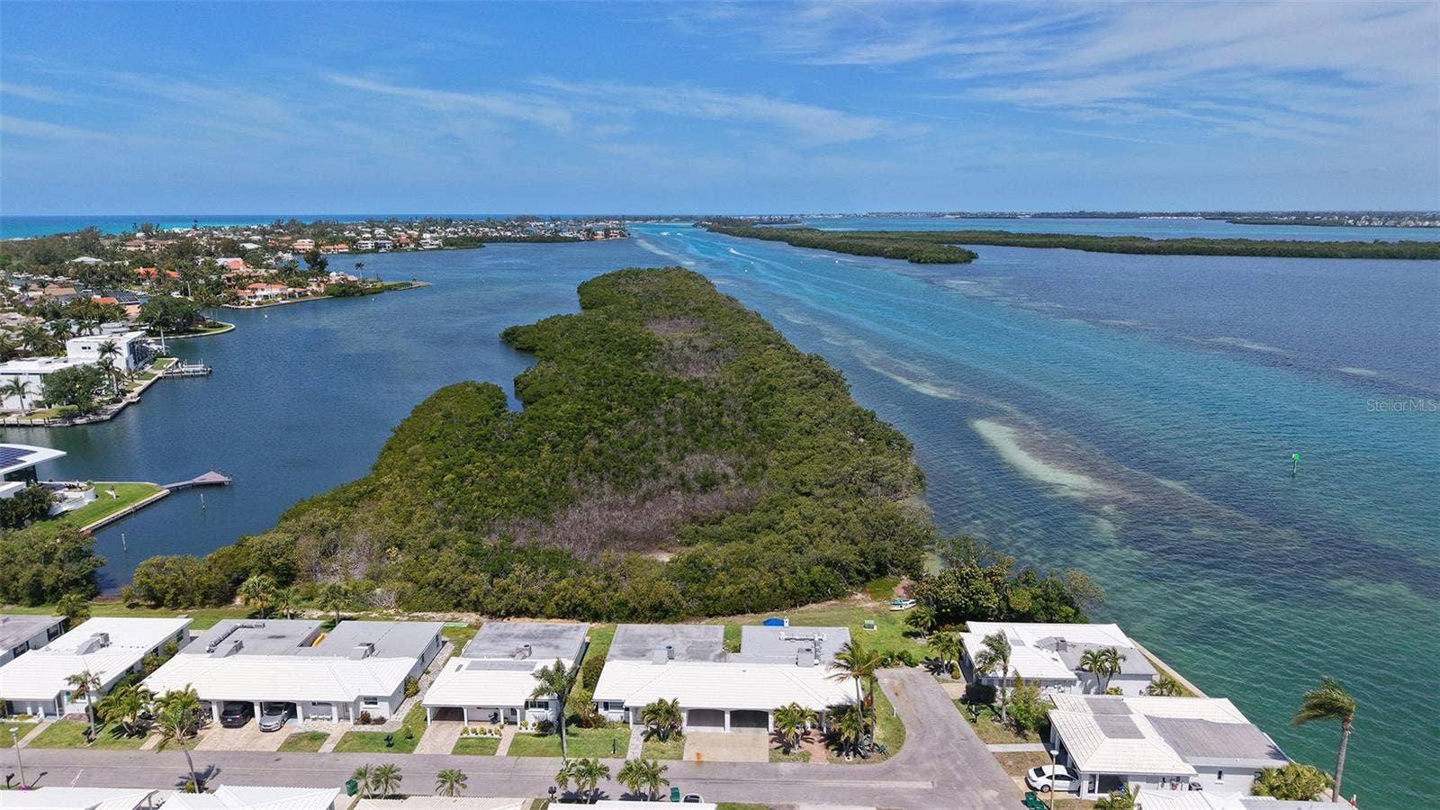 917 SPANISH DRIVE N, Longboat Key, FL 34228