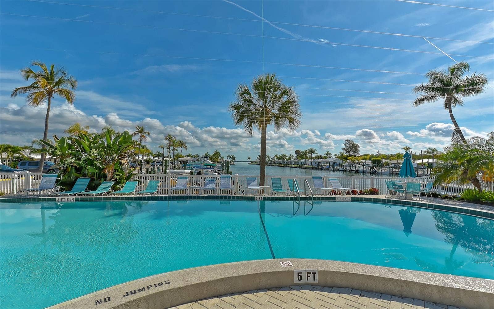 917 SPANISH DRIVE N, Longboat Key, FL 34228