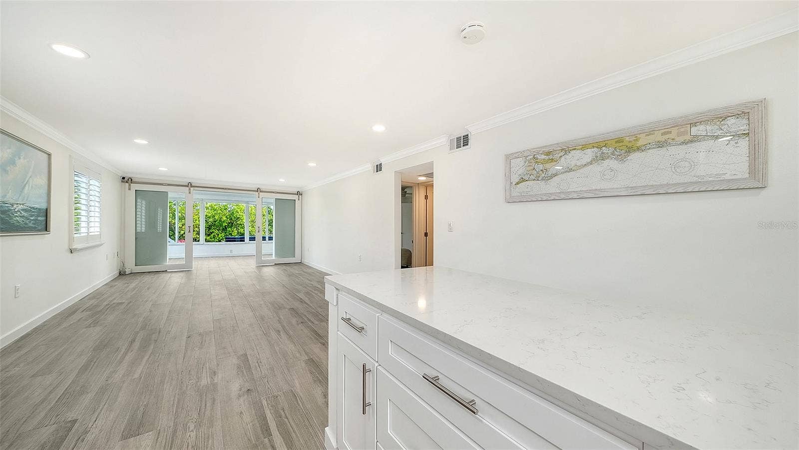 917 SPANISH DRIVE N, Longboat Key, FL 34228