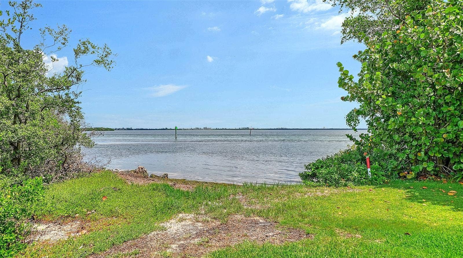 917 SPANISH DRIVE N, Longboat Key, FL 34228