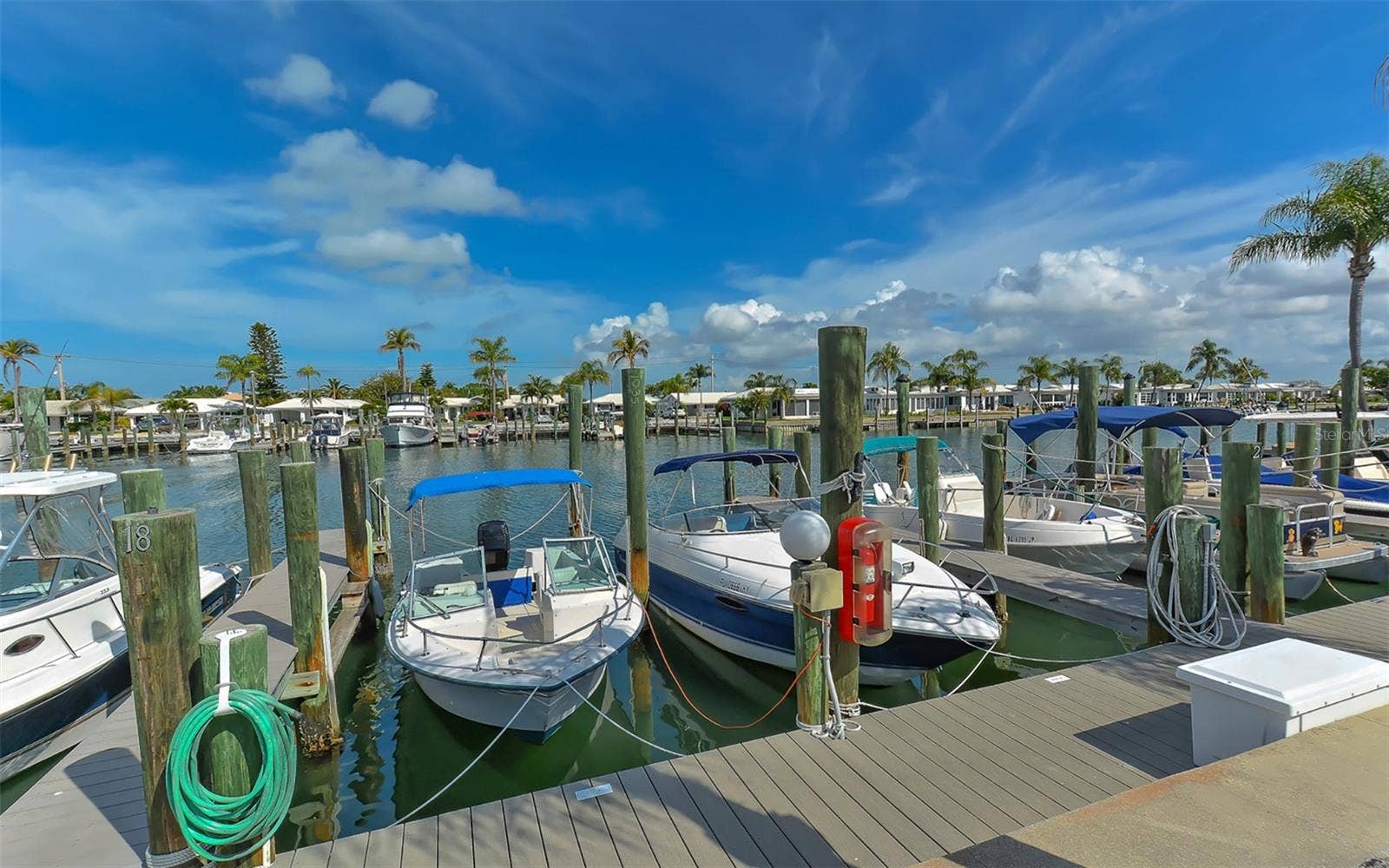 917 SPANISH DRIVE N, Longboat Key, FL 34228