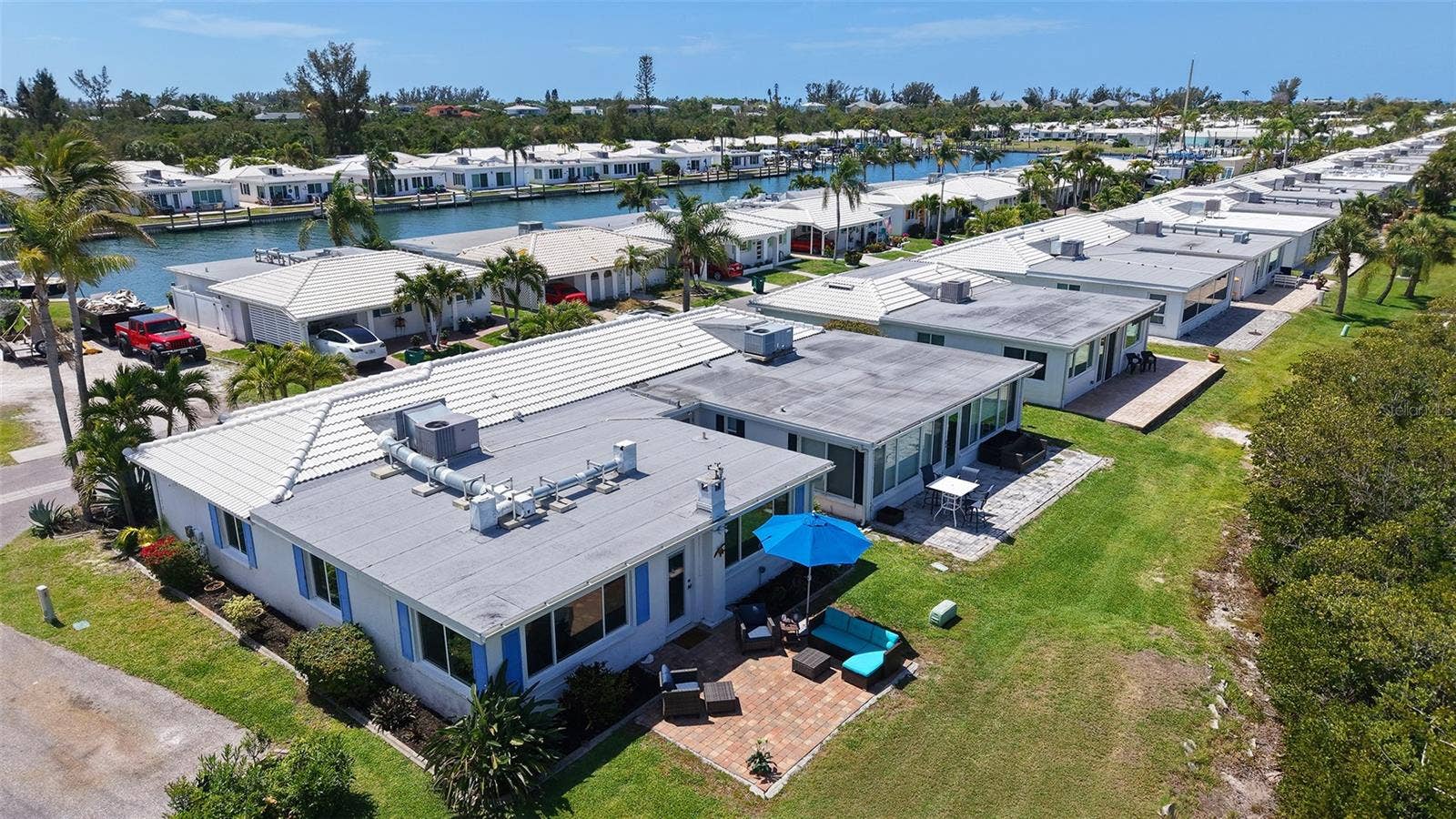 917 SPANISH DRIVE N, Longboat Key, FL 34228