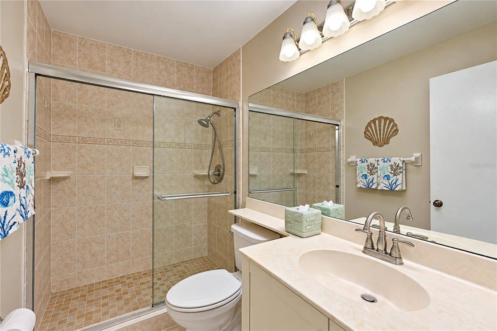 9413 CONCORD CIRCLE, Bradenton, FL 34210