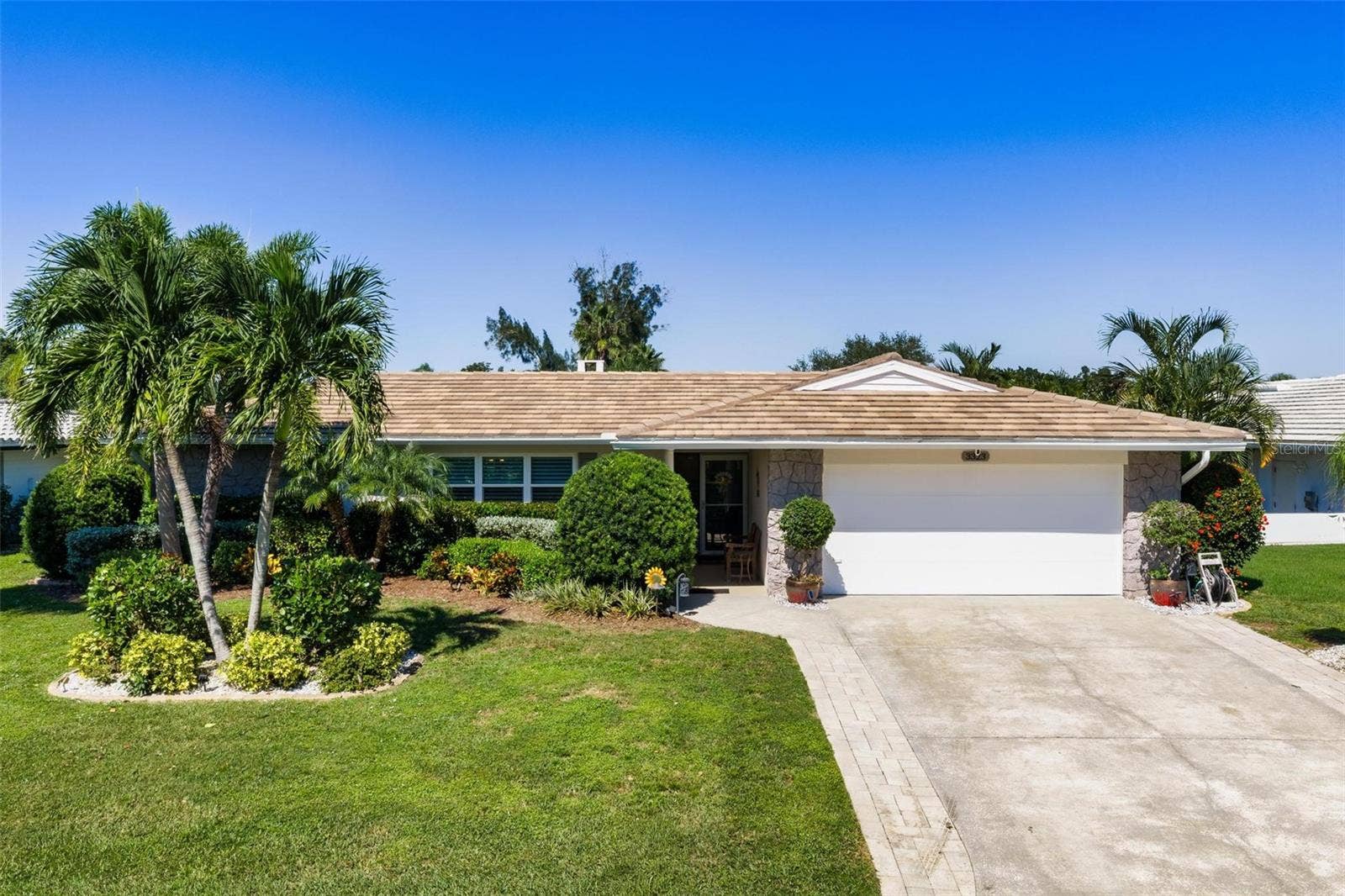 3323 SPRING MILL CIRCLE, Sarasota, FL 34239 3323 SPRING MILL CIRCLE, Sarasota, FL 34239