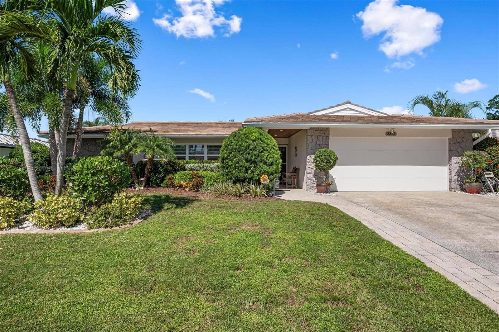 3323 SPRING MILL CIRCLE, Sarasota, FL 34239 3323 SPRING MILL CIRCLE, Sarasota, FL 34239