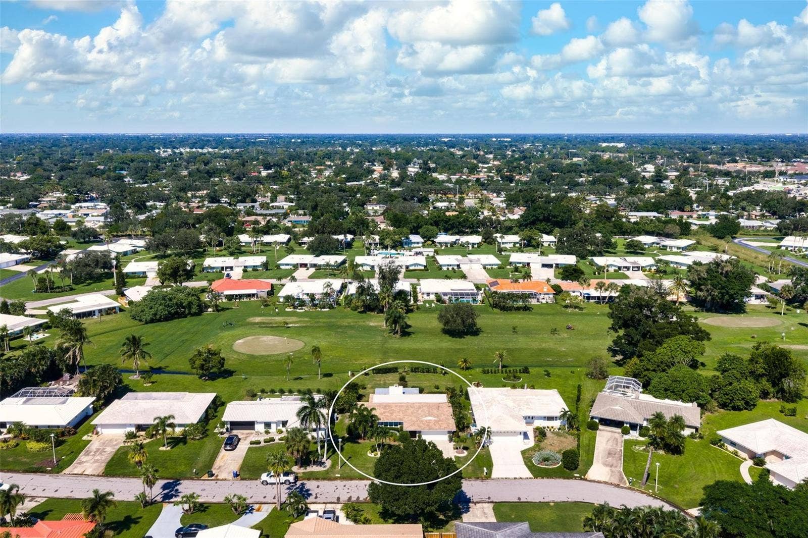 3323 SPRING MILL CIRCLE, Sarasota, FL 34239 3323 SPRING MILL CIRCLE, Sarasota, FL 34239
