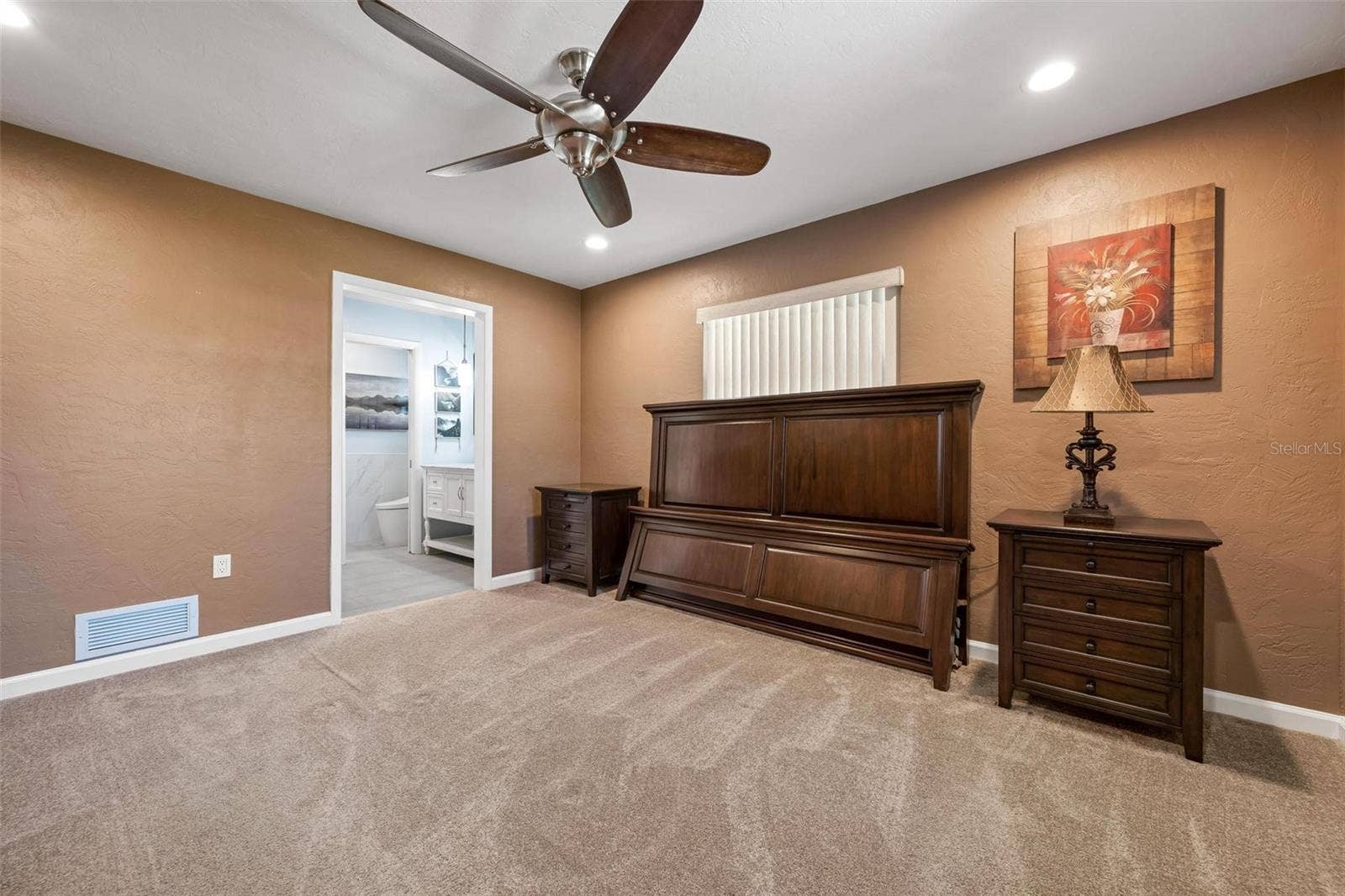 3323 SPRING MILL CIRCLE, Sarasota, FL 34239 3323 SPRING MILL CIRCLE, Sarasota, FL 34239