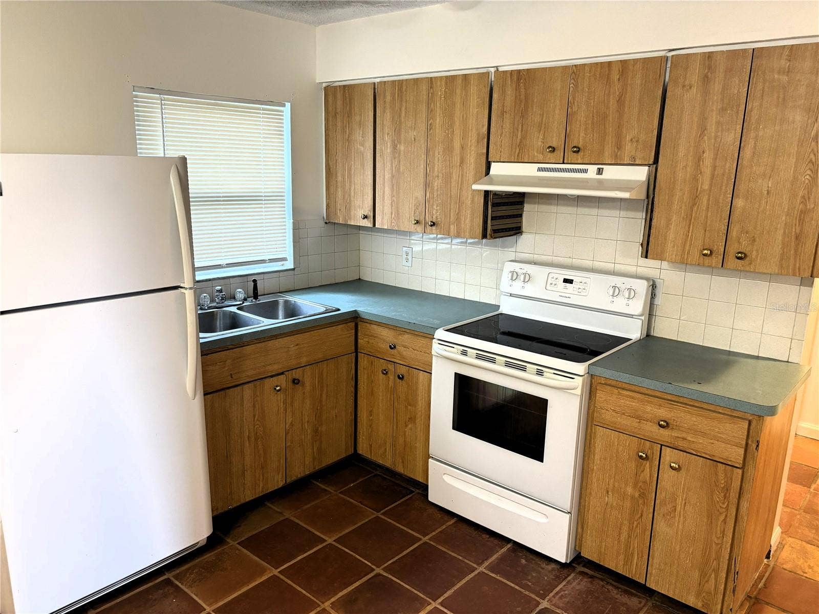 315 60TH AVENUE TERRACE W, Bradenton, FL 34207 315 60TH AVENUE TERRACE W, Bradenton, FL 34207