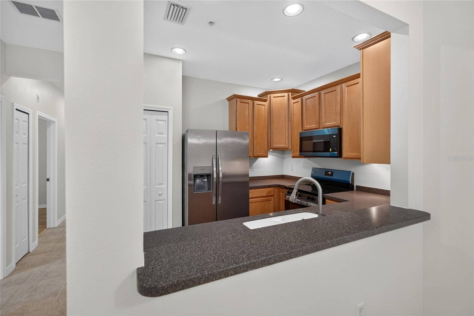 3707 PARKRIDGE CIRCLE, #7-106, Sarasota, FL 34243