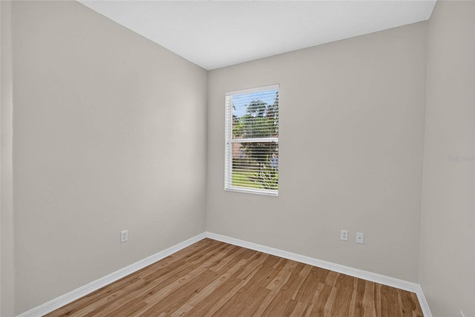 3707 PARKRIDGE CIRCLE, #7-106, Sarasota, FL 34243