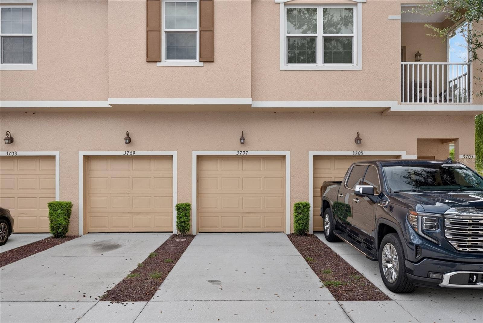 3707 PARKRIDGE CIRCLE, #7-106, Sarasota, FL 34243