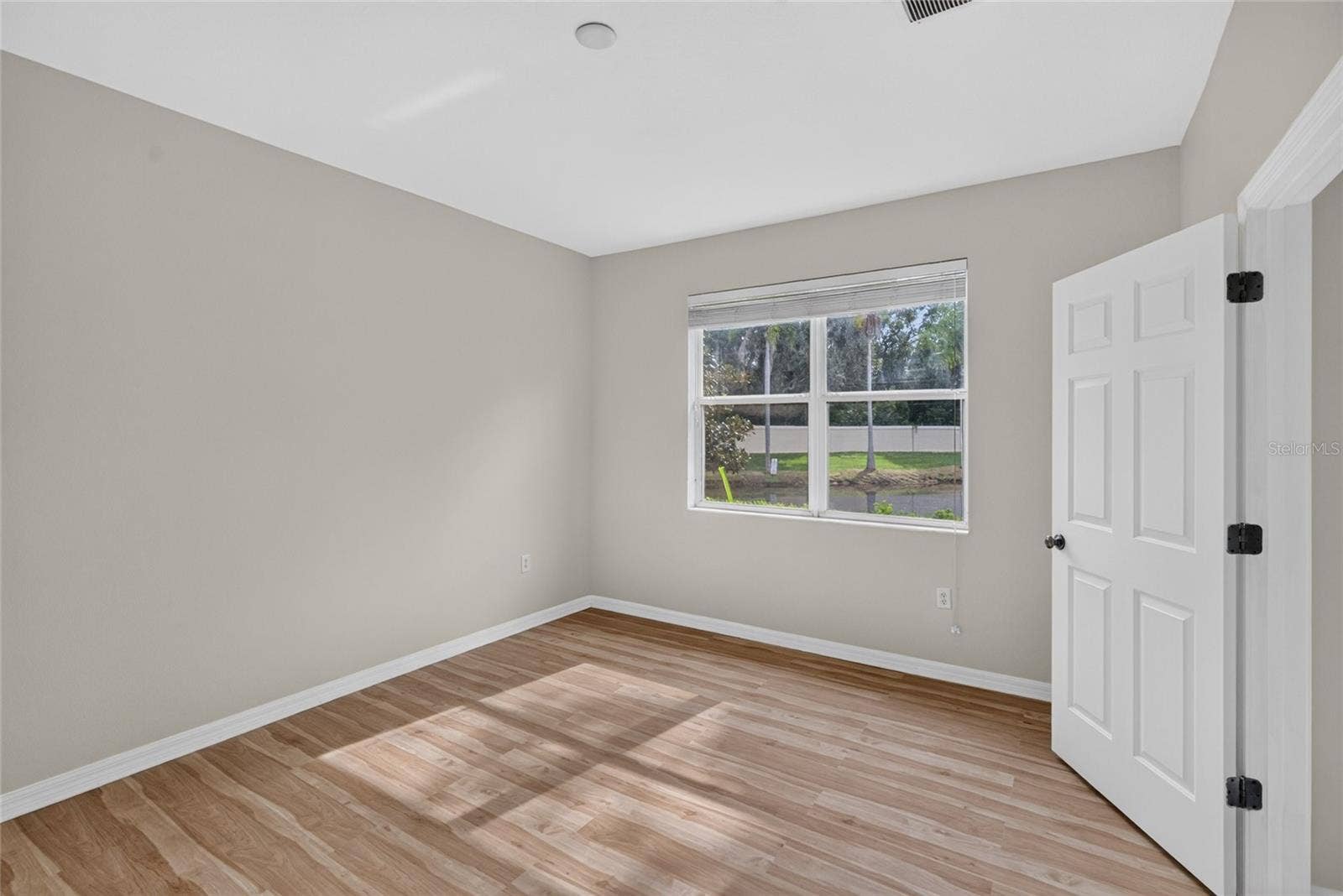 3707 PARKRIDGE CIRCLE, #7-106, Sarasota, FL 34243