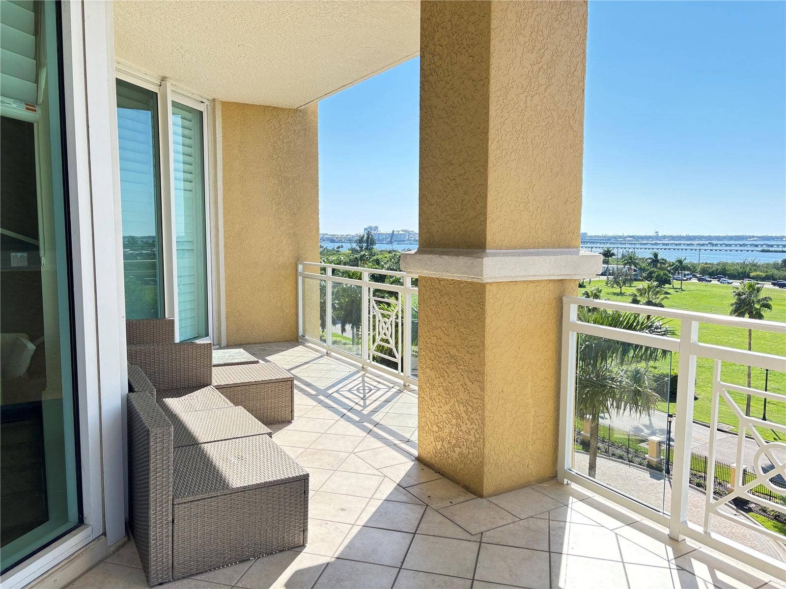 130 RIVIERA DUNES WAY, #406, Palmetto, FL 34221