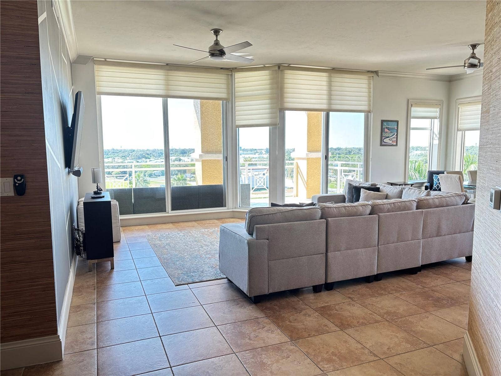 130 RIVIERA DUNES WAY, #406, Palmetto, FL 34221