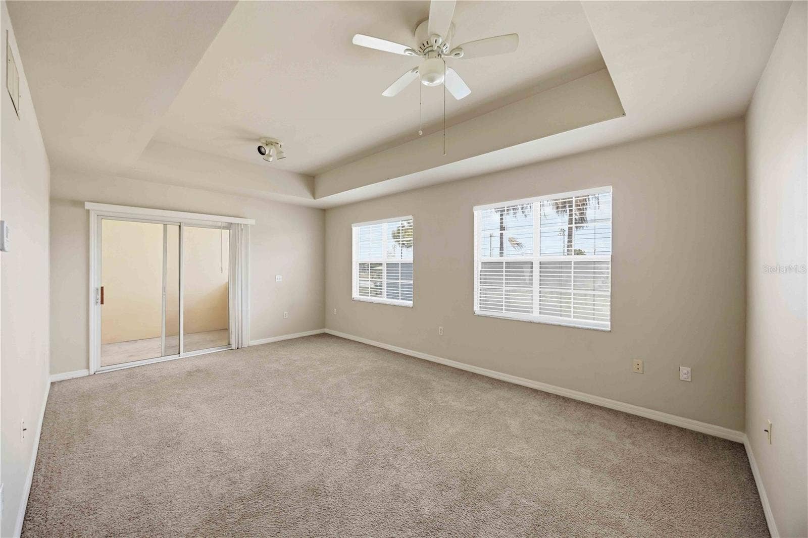 1195 VILLAGIO CIRCLE, #206, Sarasota, FL 34237