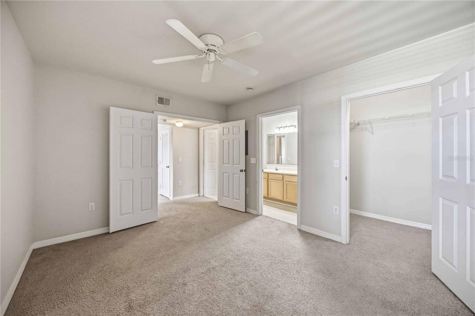 1195 VILLAGIO CIRCLE, #206, Sarasota, FL 34237