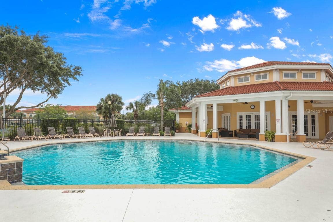 1195 VILLAGIO CIRCLE, #206, Sarasota, FL 34237