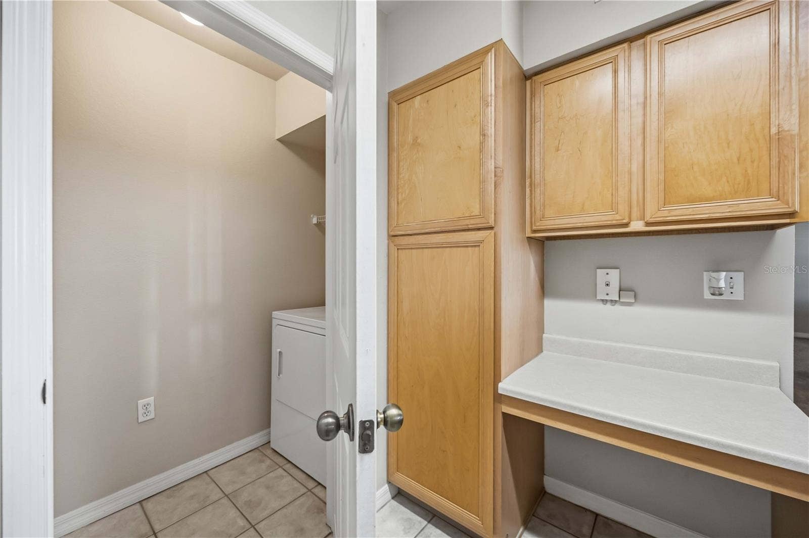 1195 VILLAGIO CIRCLE, #206, Sarasota, FL 34237