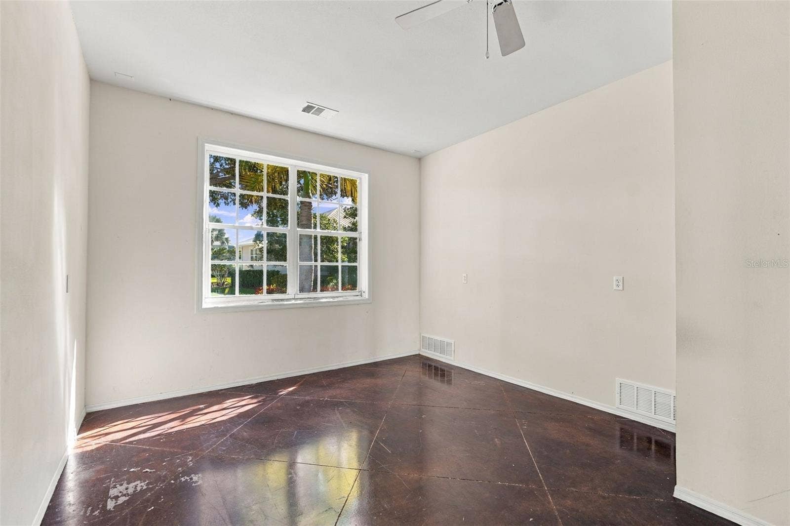 349 DOLPHIN SHORES CIRCLE, Nokomis, FL 34275