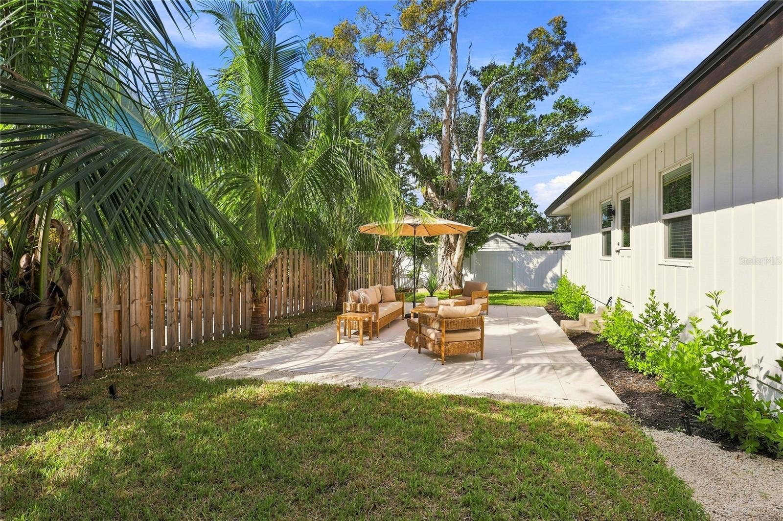 700 LONGBOAT COURT, Longboat Key, FL 34228