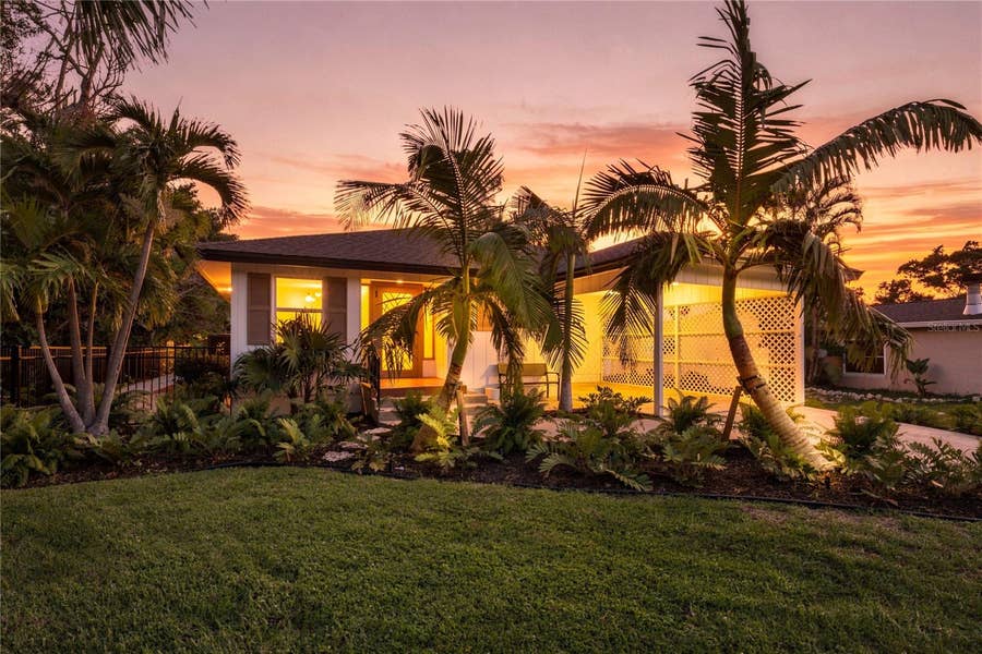 Property photo for 700 LONGBOAT COURT, Longboat Key, FL