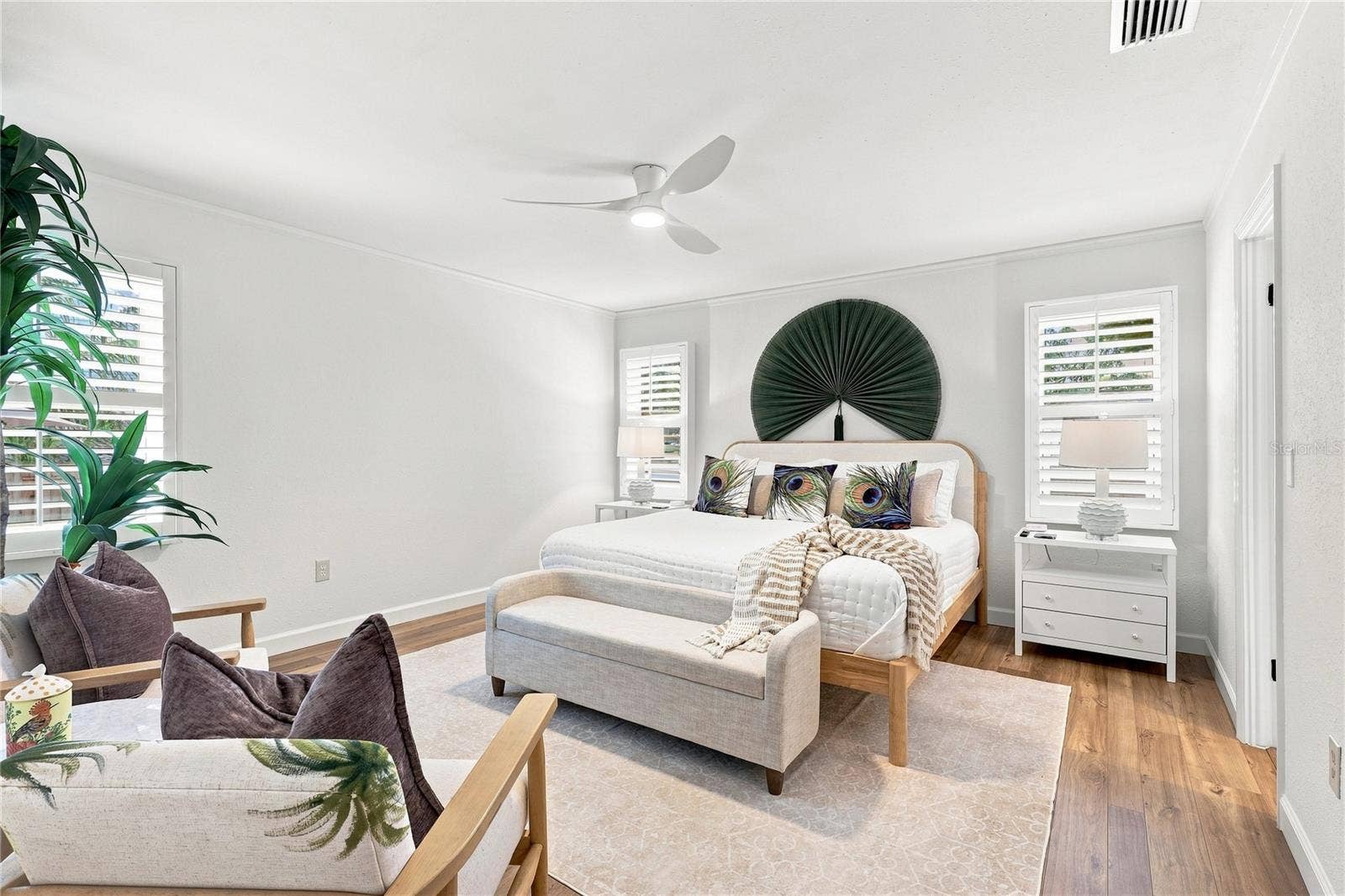 700 LONGBOAT COURT, Longboat Key, FL 34228
