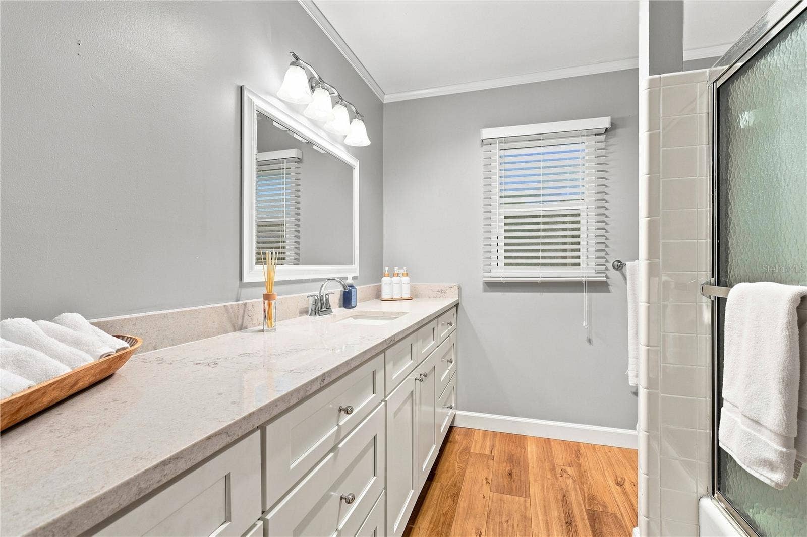 700 LONGBOAT COURT, Longboat Key, FL 34228