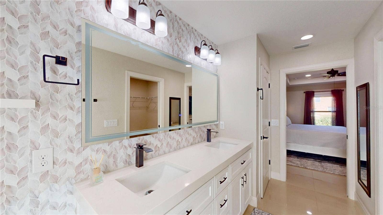 5138 ADINA CIRCLE, North Port, FL 34291 5138 ADINA CIRCLE, North Port, FL 34291