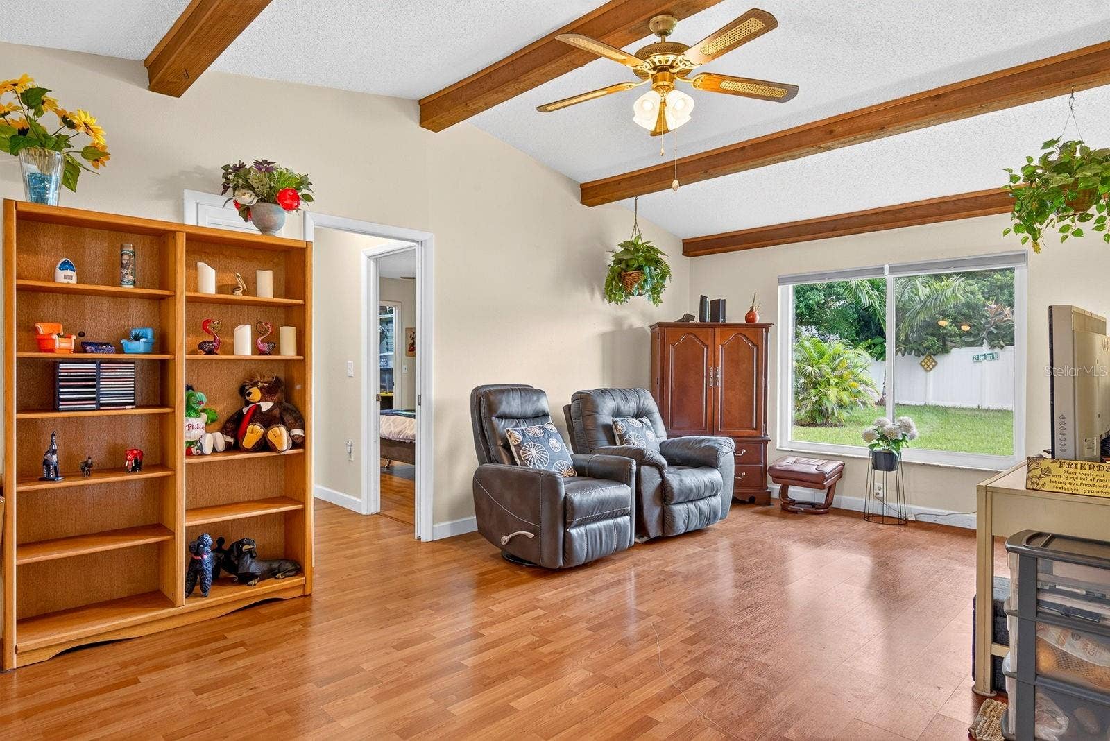 6806 21ST AVENUE TERRACE W, Bradenton, FL 34209 Family room